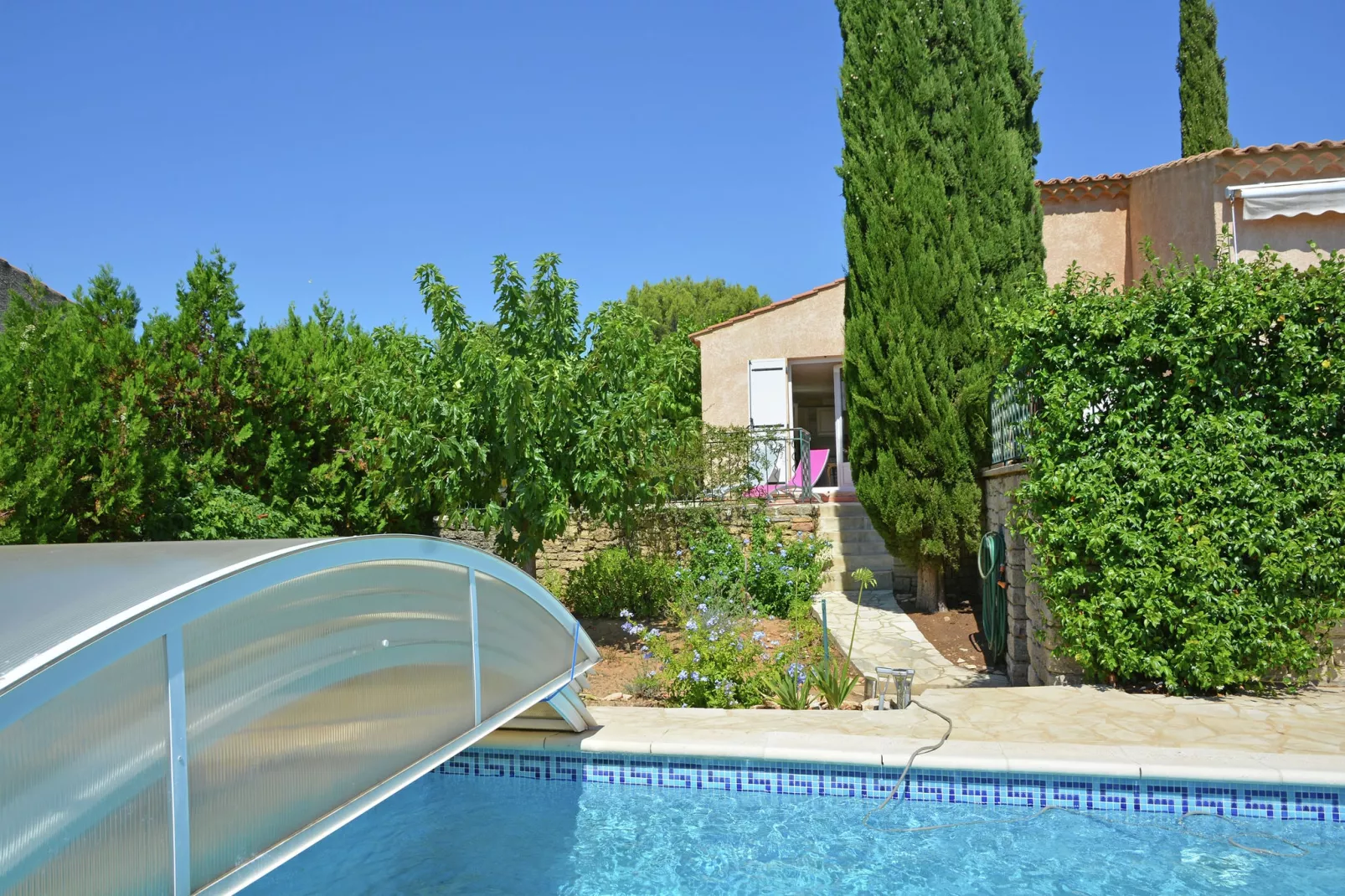 Maison de vacances - SAINT-MAXIMIN-Exterior summer