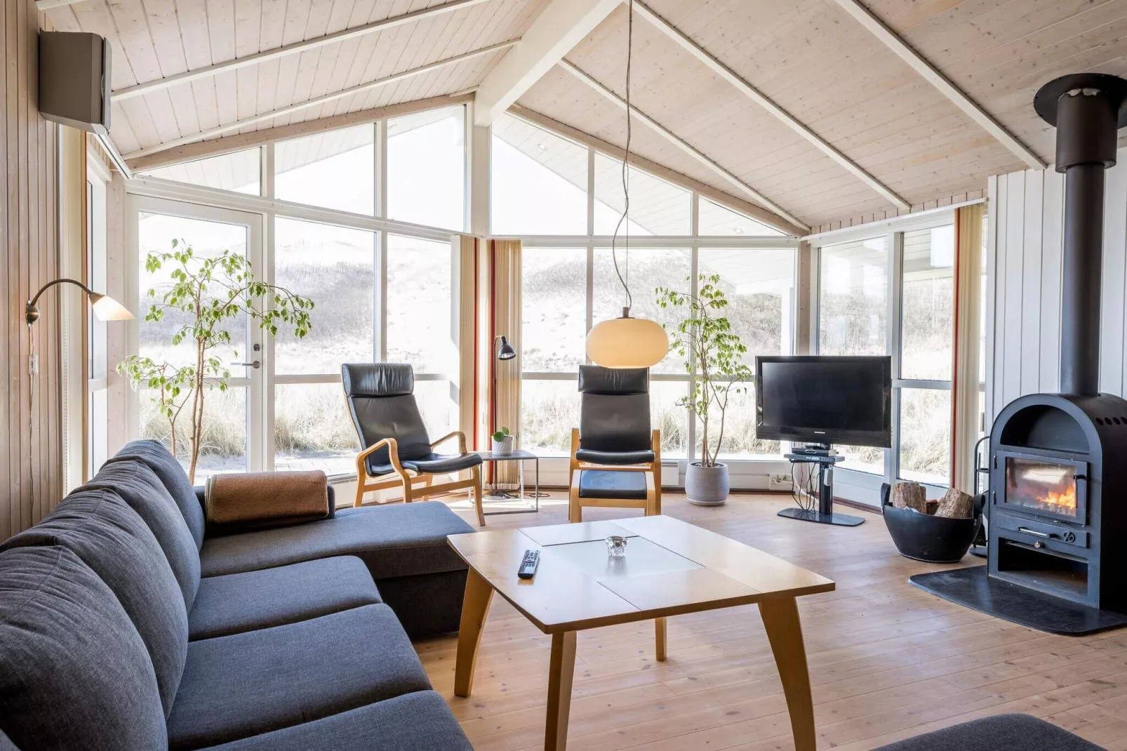 10 person holiday home in Hvide Sande-Indoor