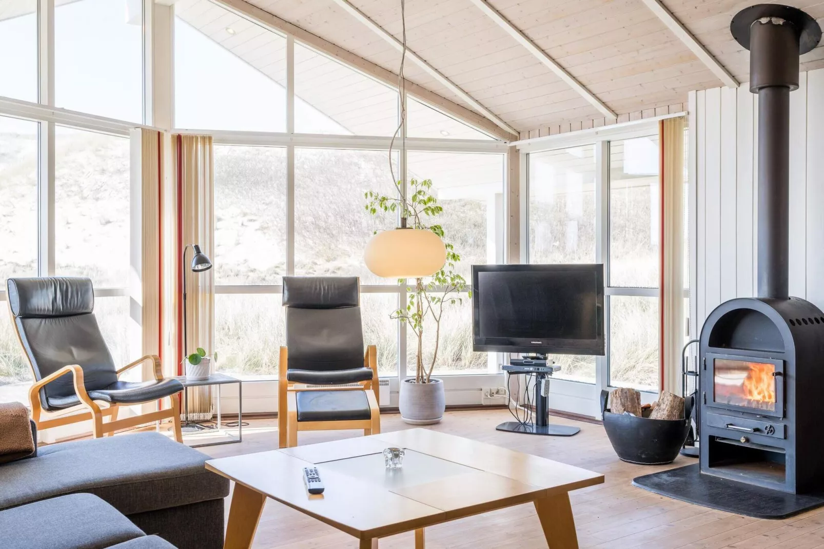 10 person holiday home in Hvide Sande-Indoor
