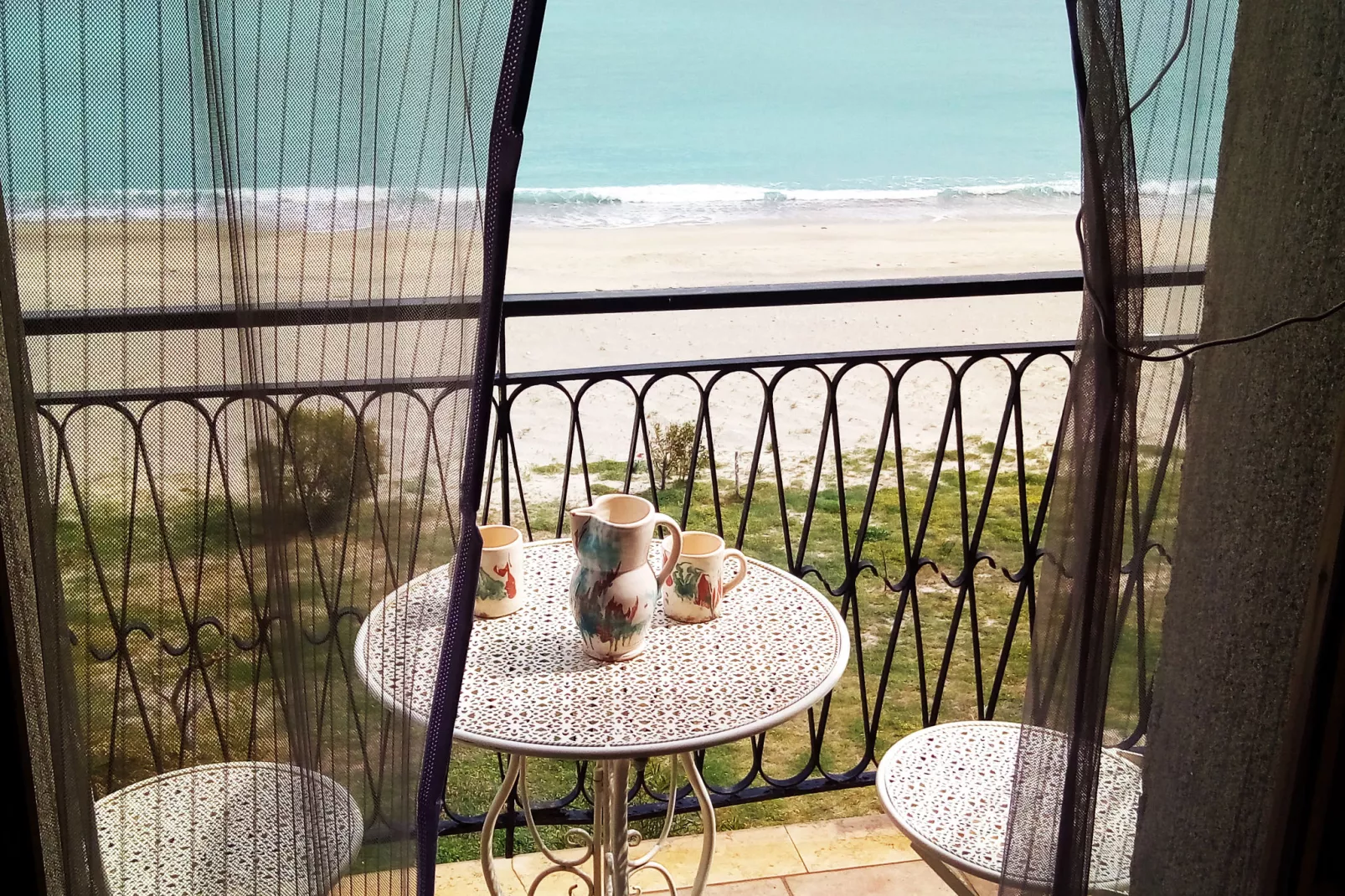 Main-Terrace balcony