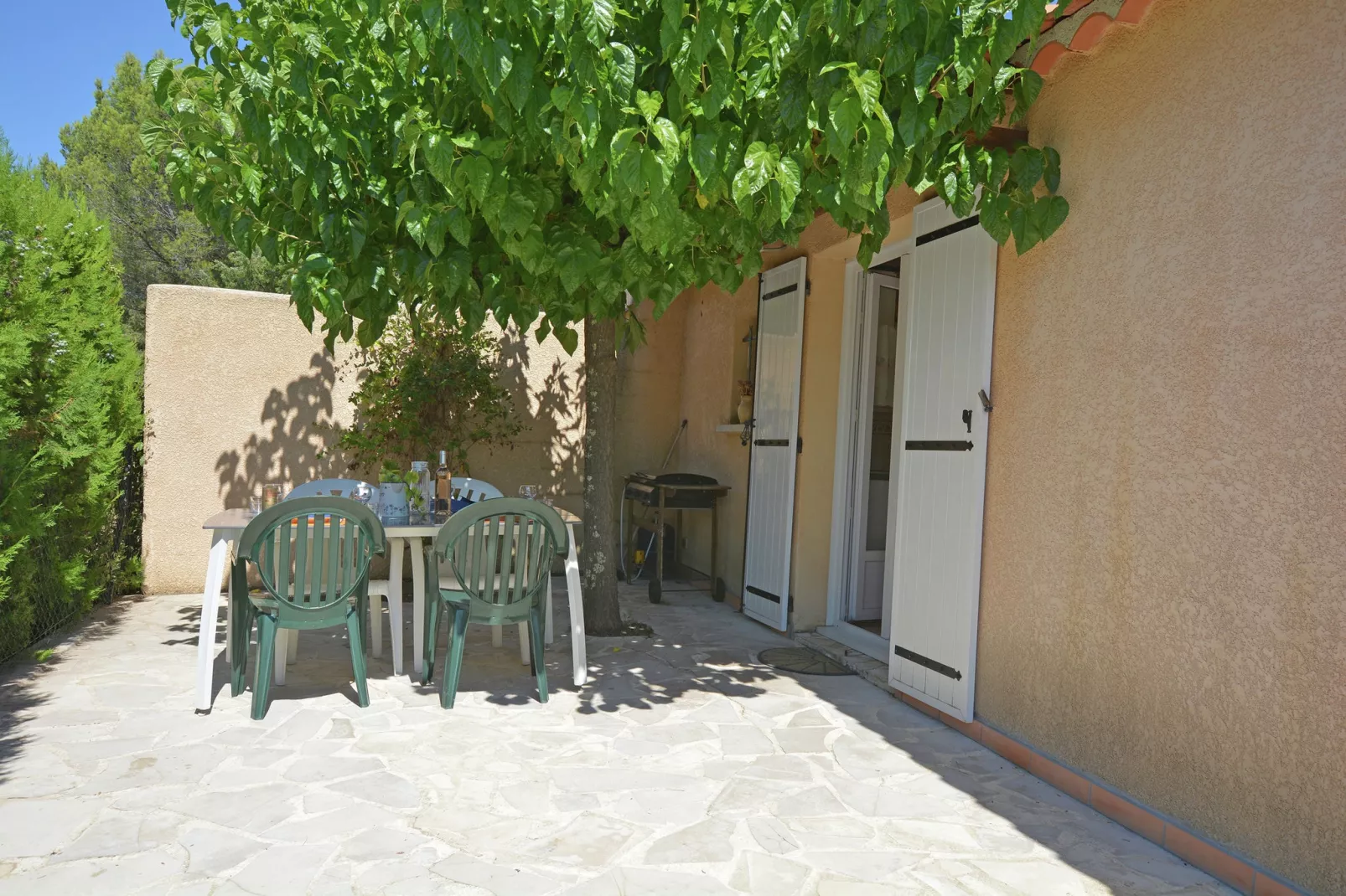 Maison de vacances - SAINT-MAXIMIN-Terrace balcony