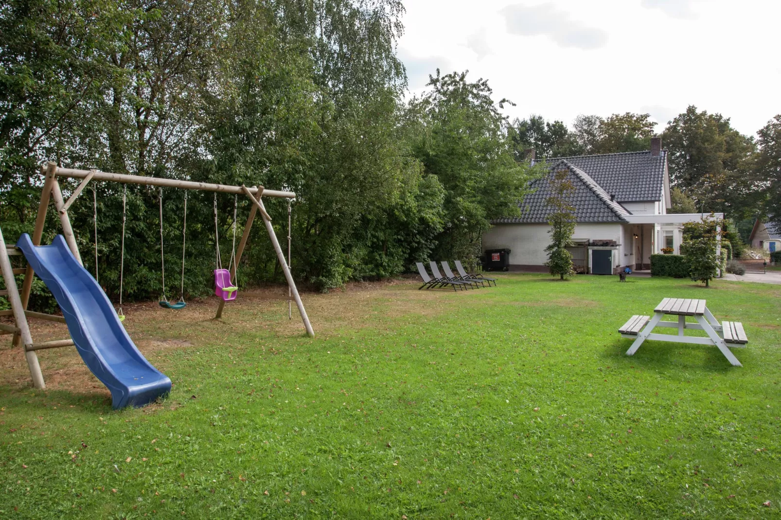 Dorpswoning Het Landelijke-Gardens summer