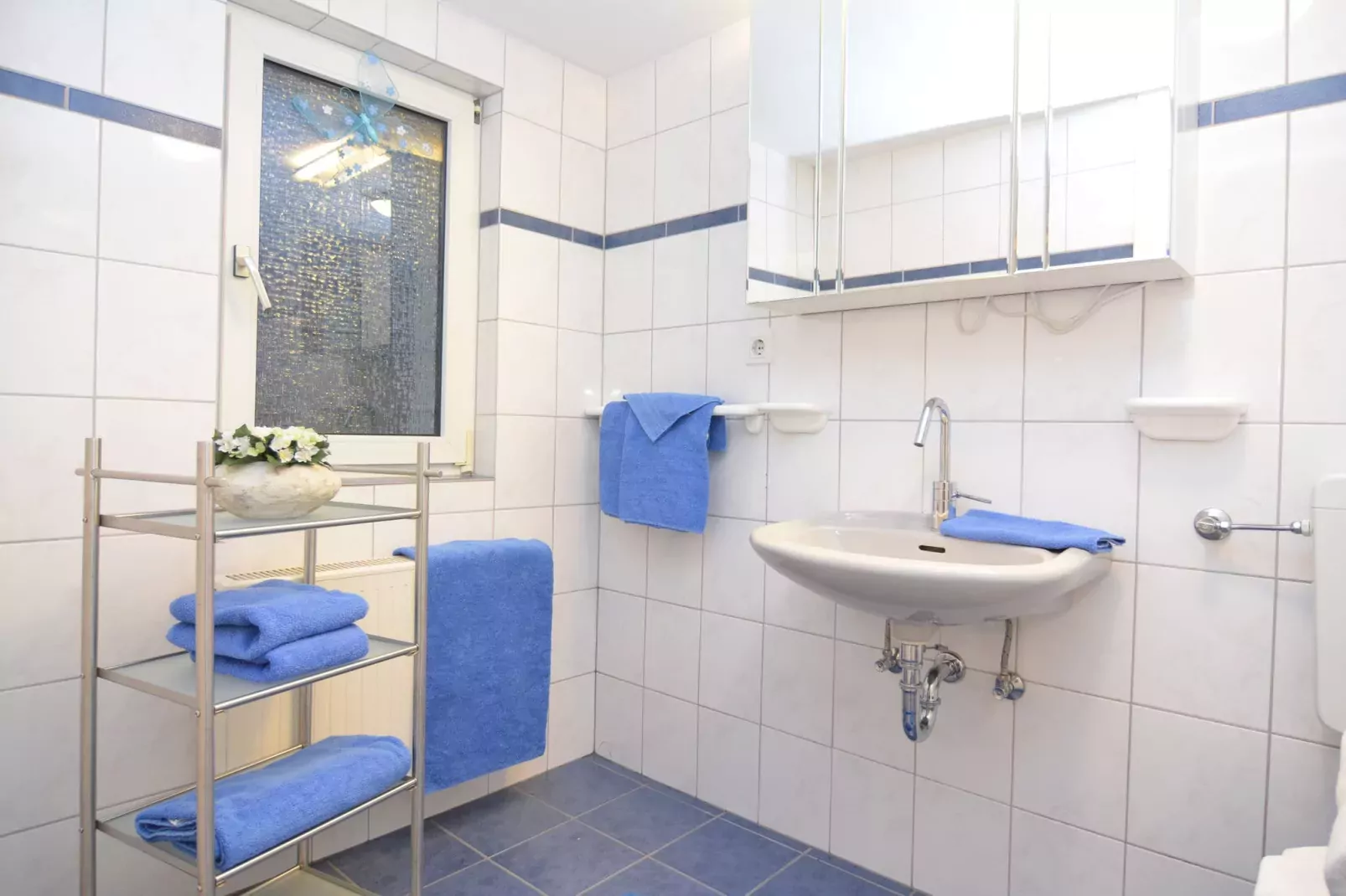 Hunau II-Bathroom