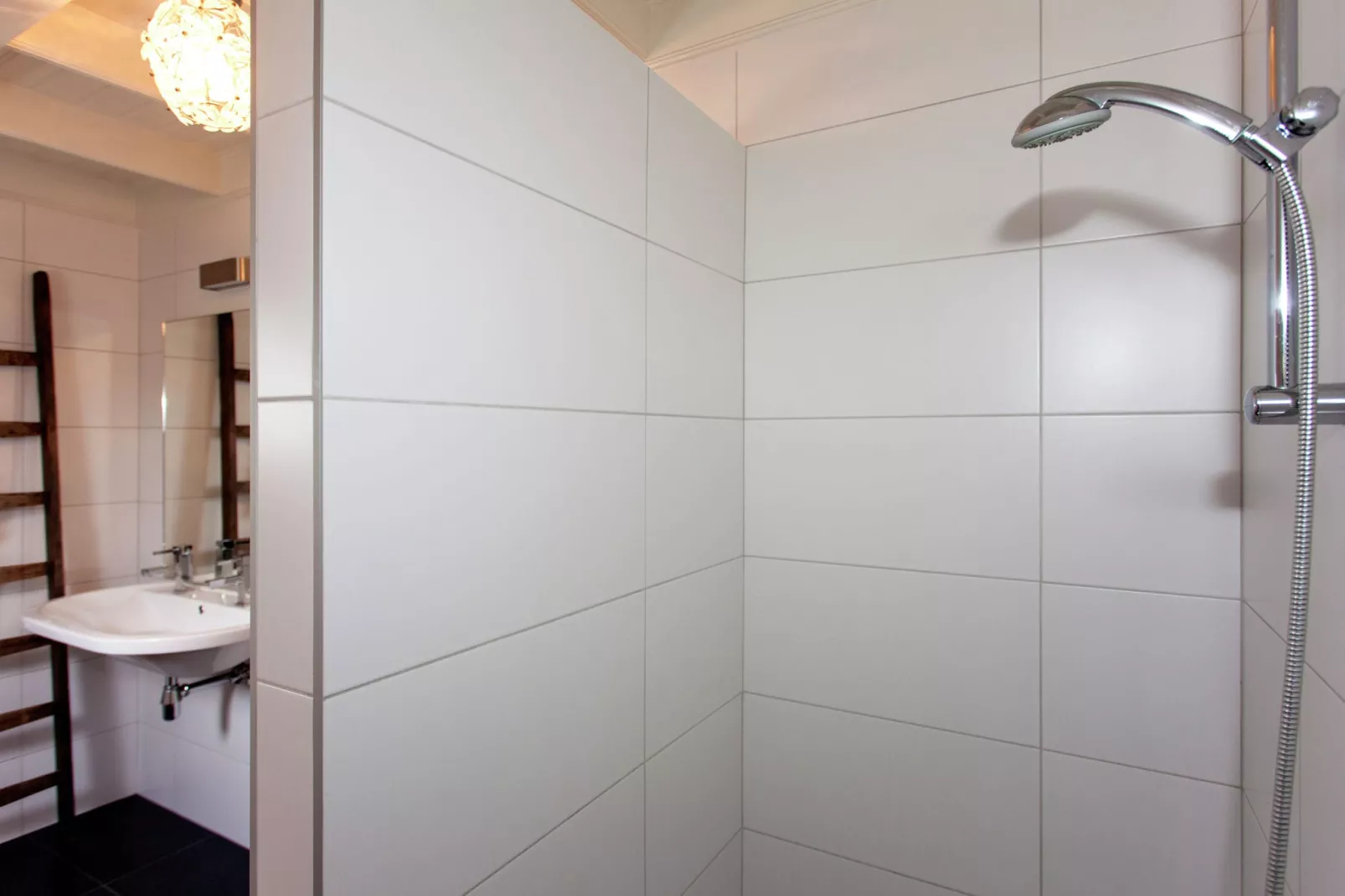 Dorpswoning De Plek-Bathroom