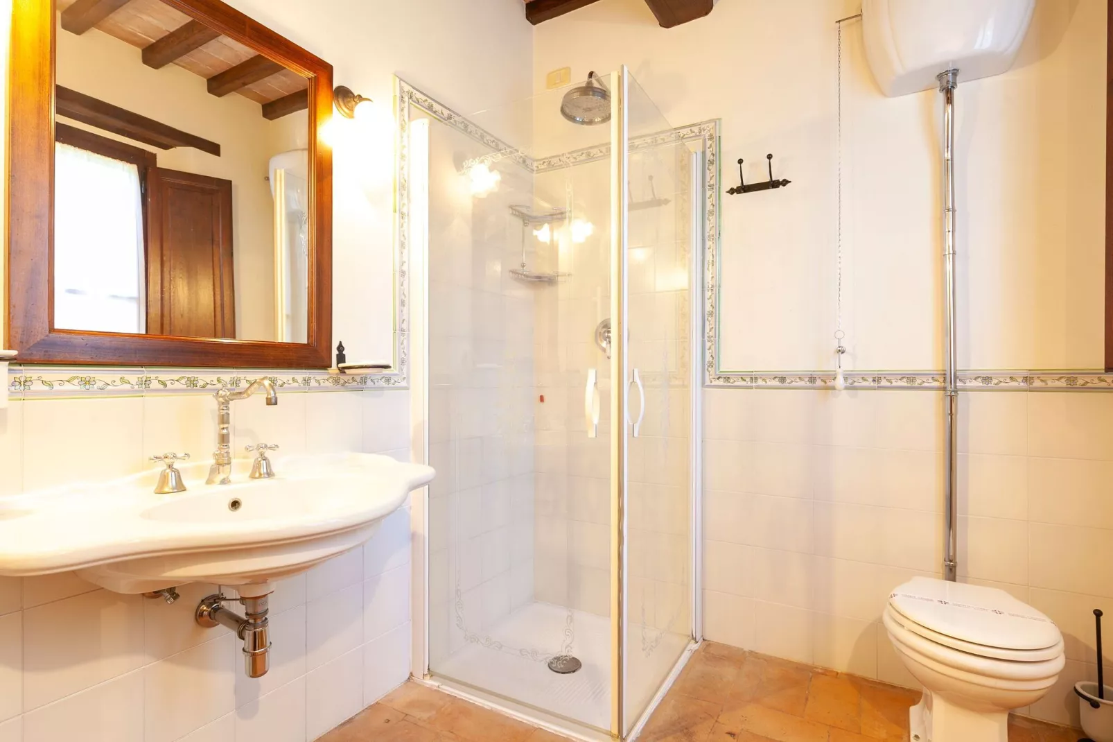 Mimosa-Bathroom