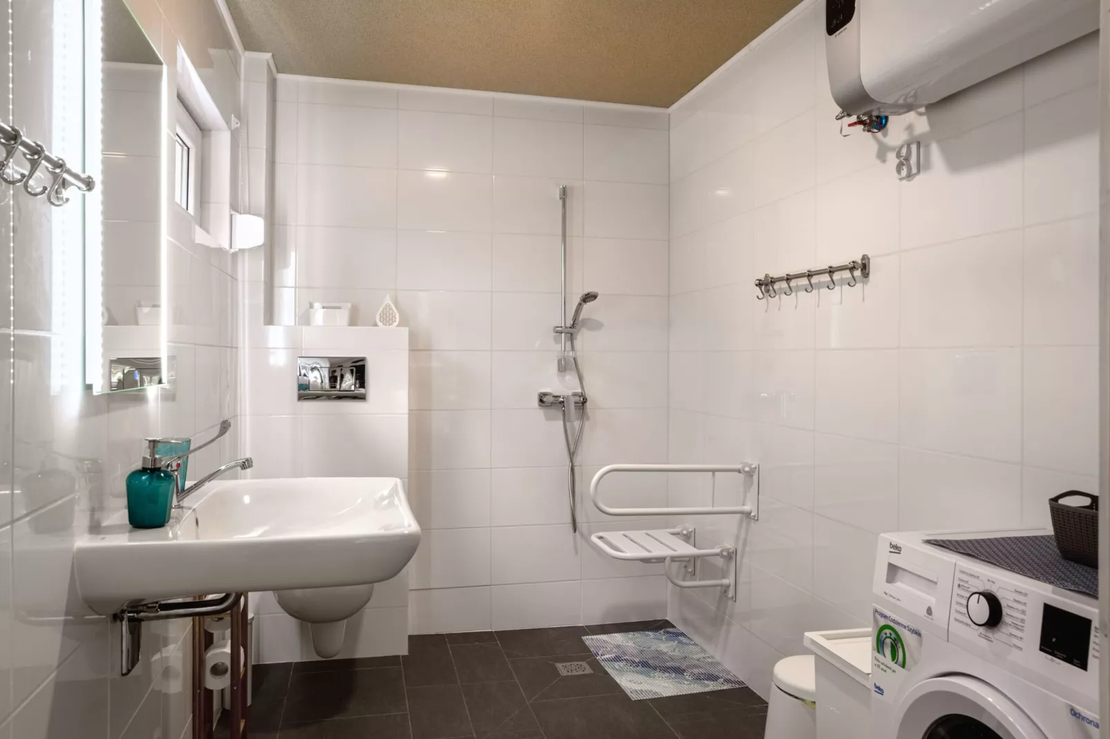 Diune Resort at the seashore in Miedzywodzie for 7 persons NIEW-Bathroom