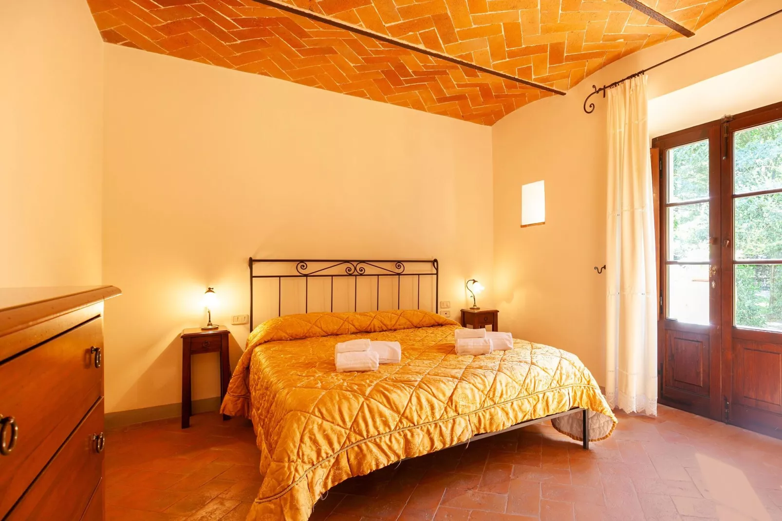 Quercia-Bedroom
