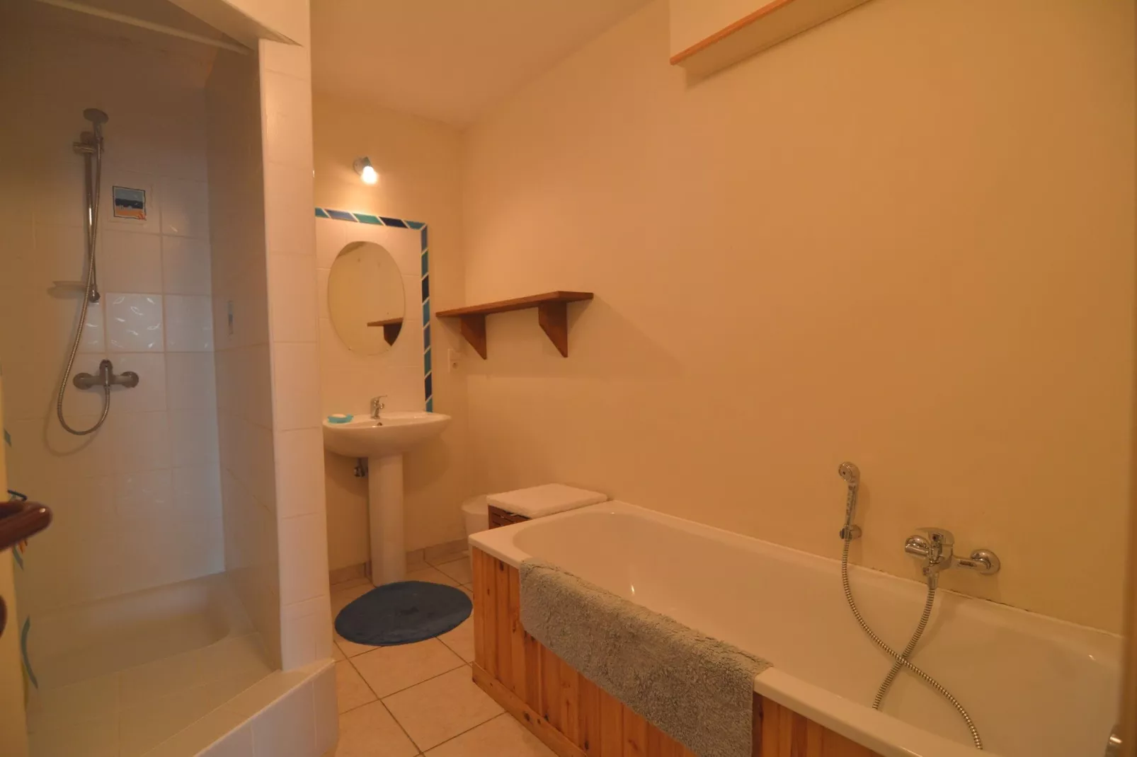 Yameta Down-Bathroom
