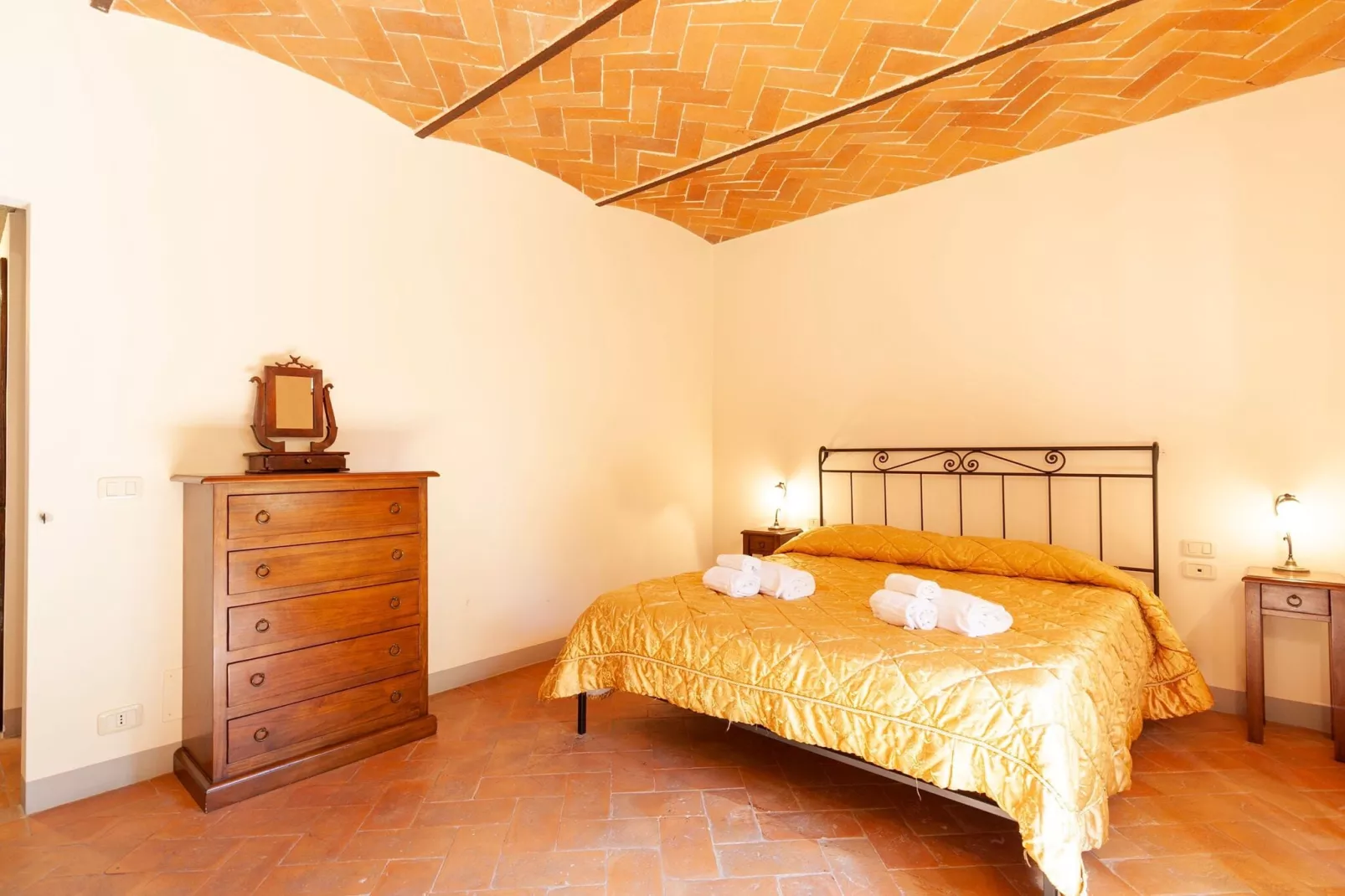 Quercia-Bedroom