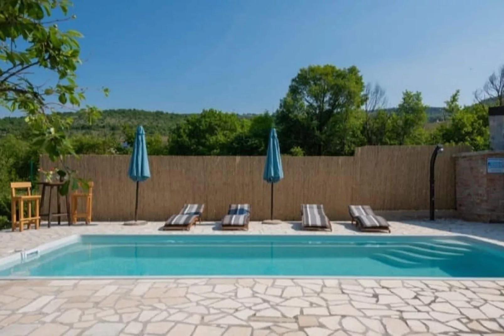 Eli-Pool