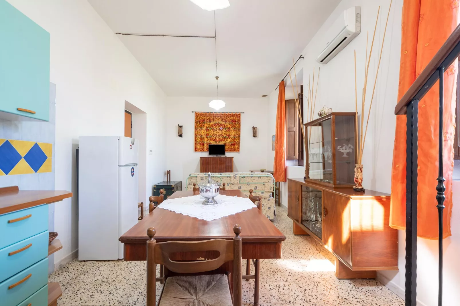 Casa Donna Luisa-Dining room