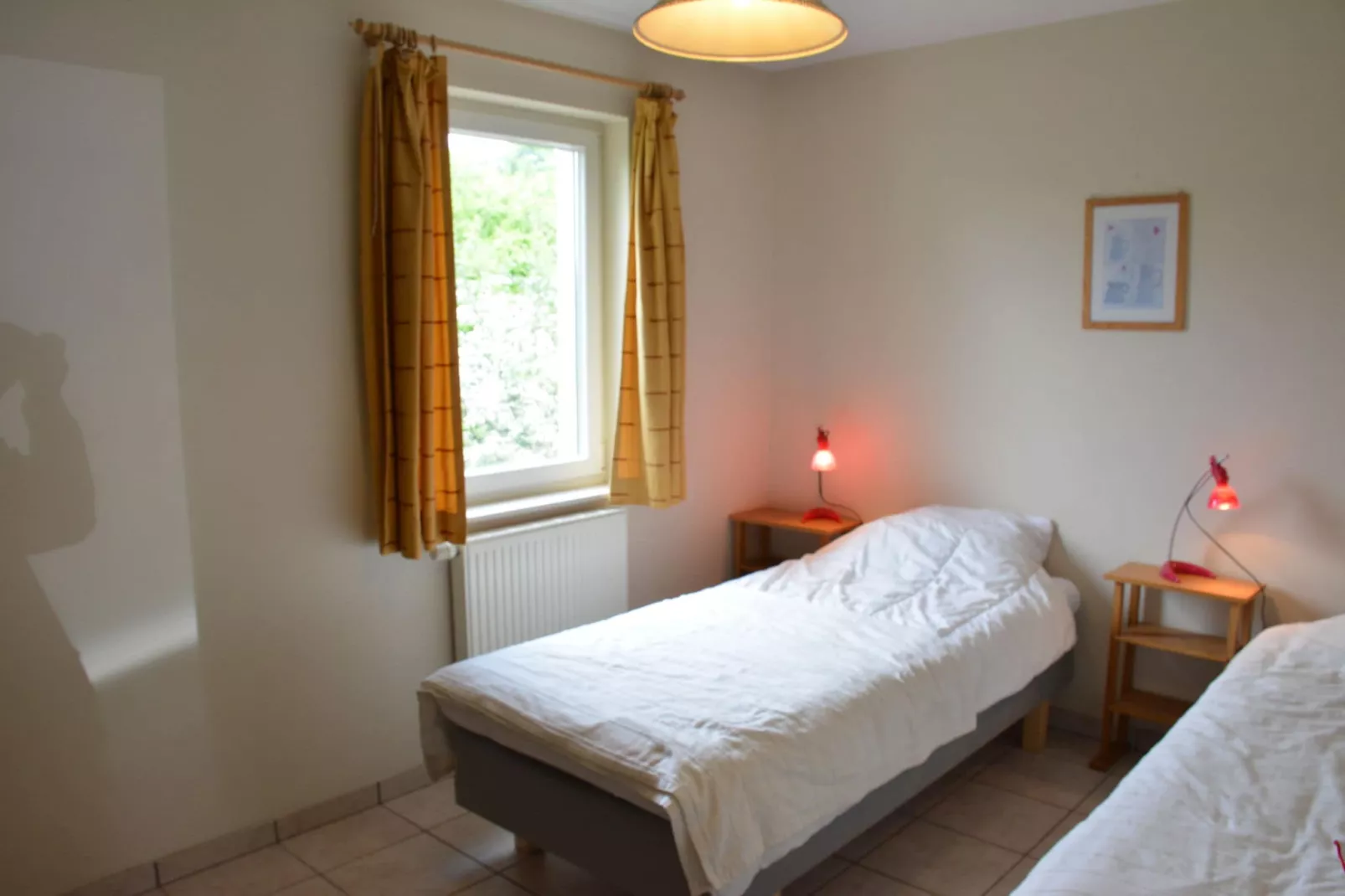 Yameta small-Bedroom