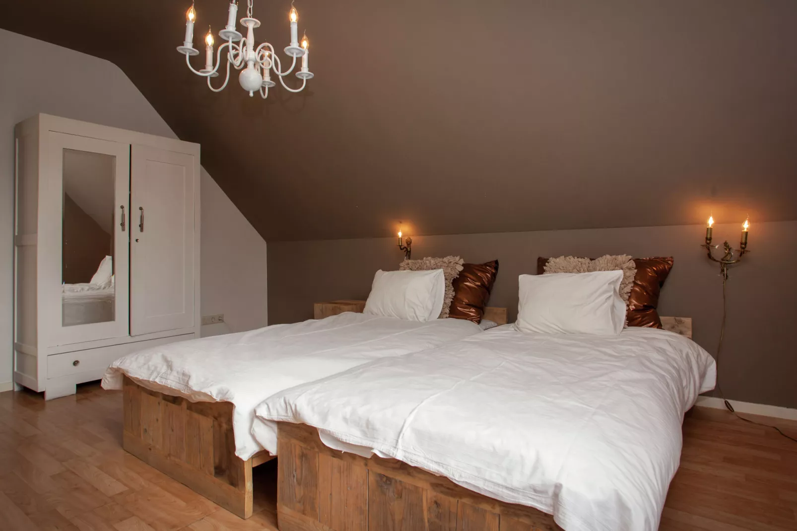 Dorpswoning Het Uitzicht-Bedroom