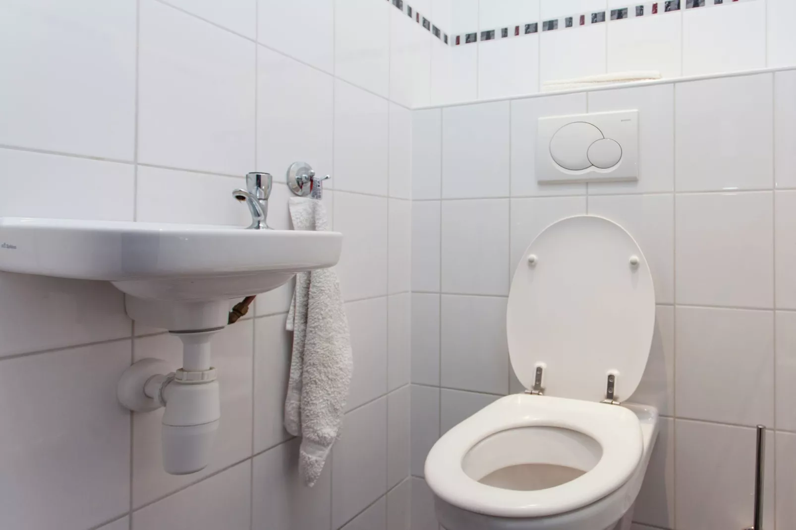 Skries-Bathroom