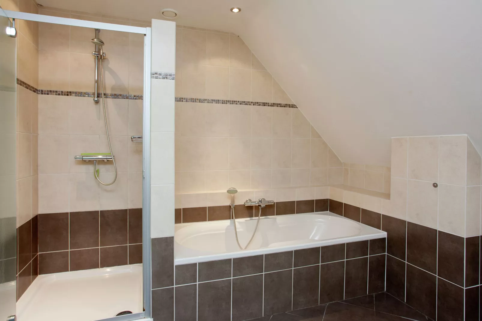 Dorpswoning Het Uitzicht-Bathroom
