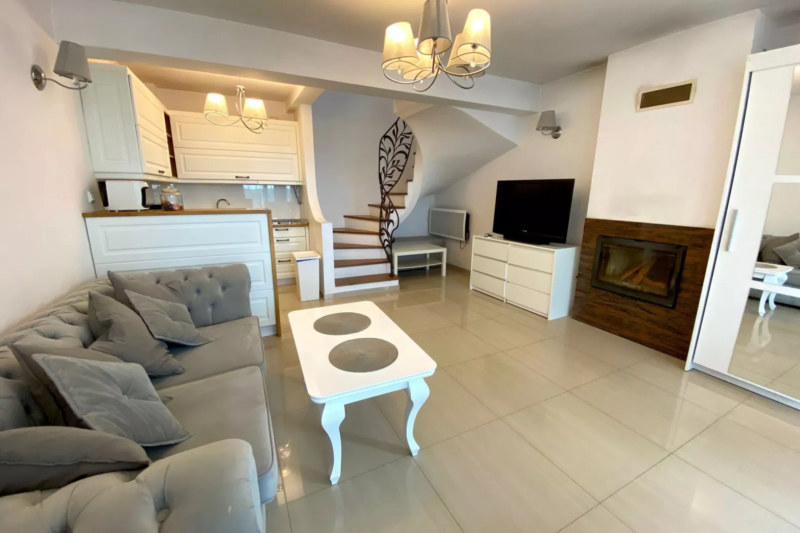 Luxury Residence at the sea wth the private pool Dziwnowek-Wohnzimmer