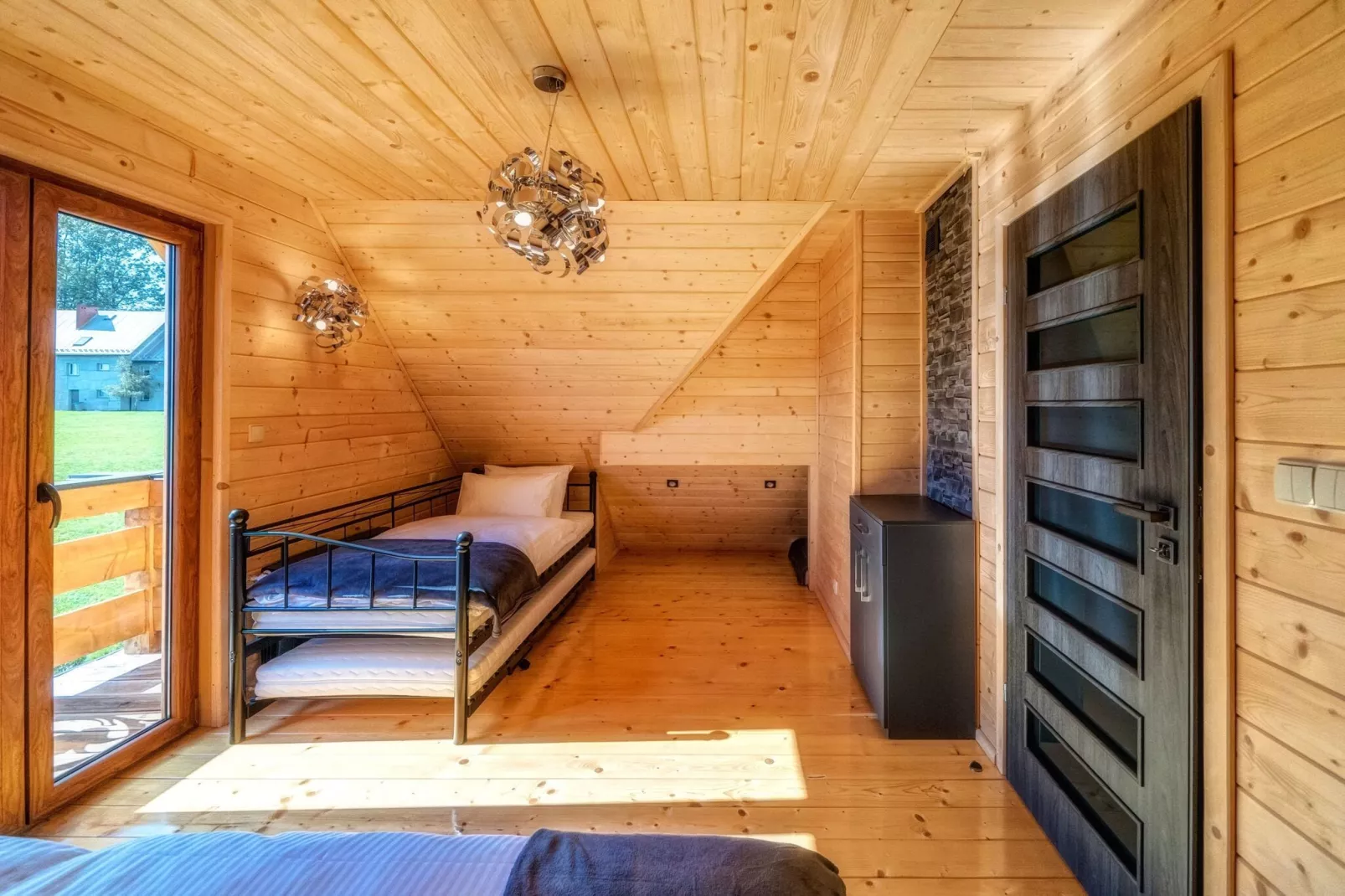A luxury villa in the Tatra Mountains-Bedroom