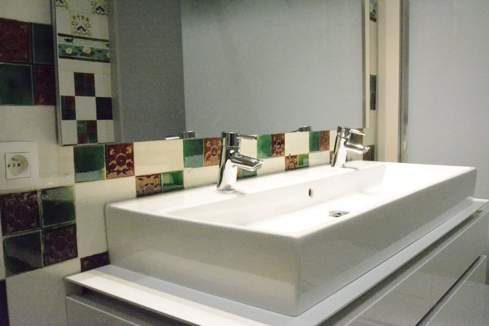 Le Barrage-Bathroom