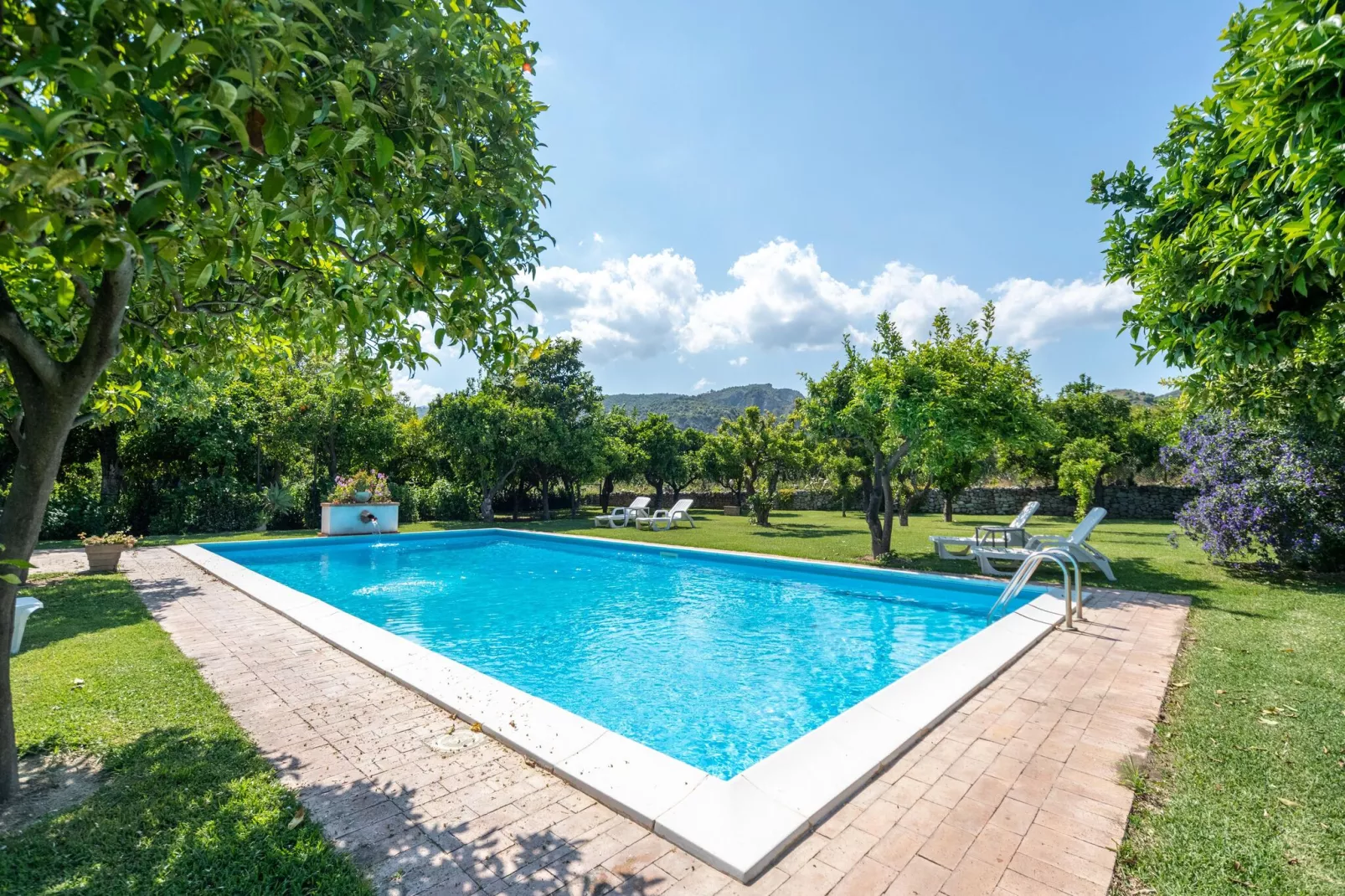 Torre Zunivu-Pool
