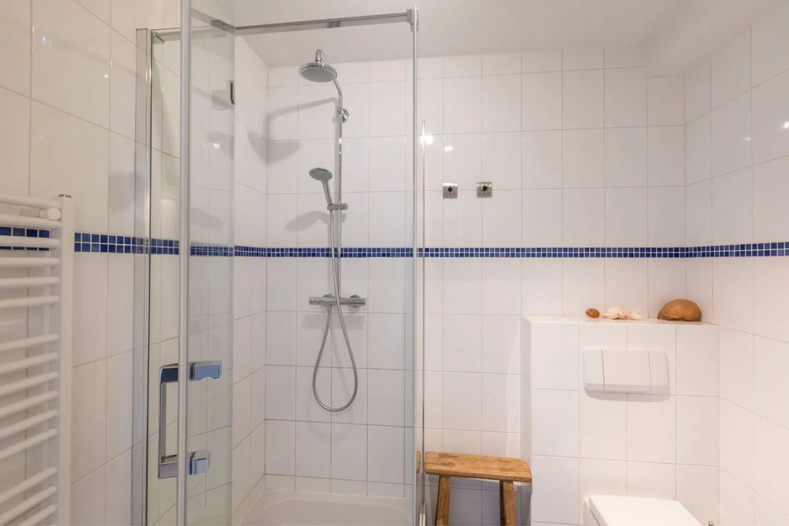 Appartement - Borné  Zoutelande-Bathroom