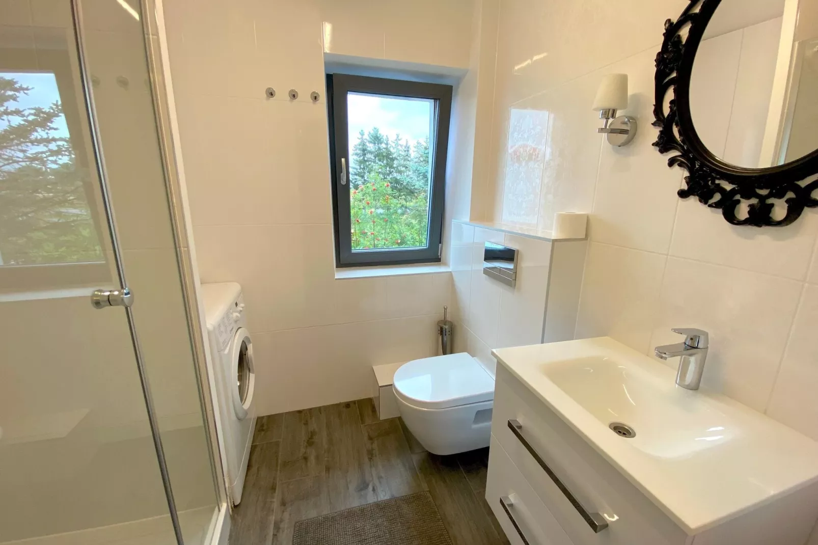 Luxury Residence at the sea wth the private pool Dziwnowek-Badezimmer