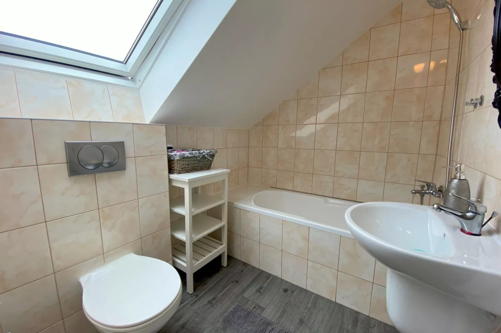 Luxury Residence at the sea wth the private pool Dziwnowek-Badezimmer