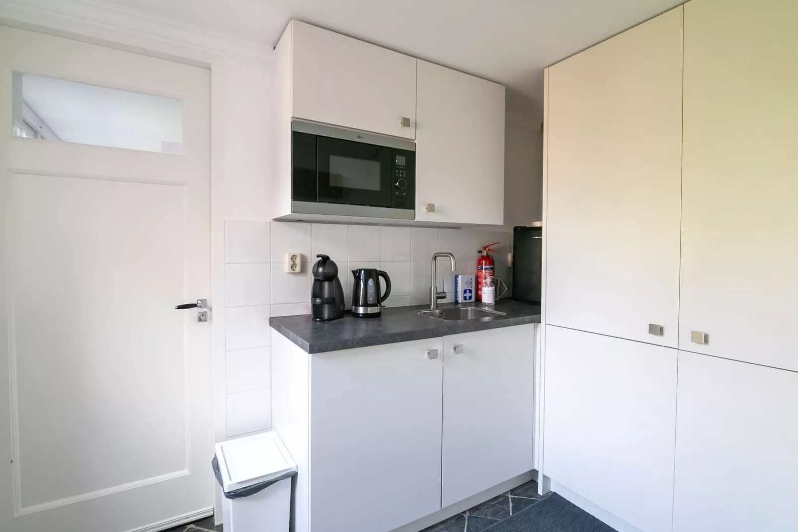 Pres de lecluse-Kitchen