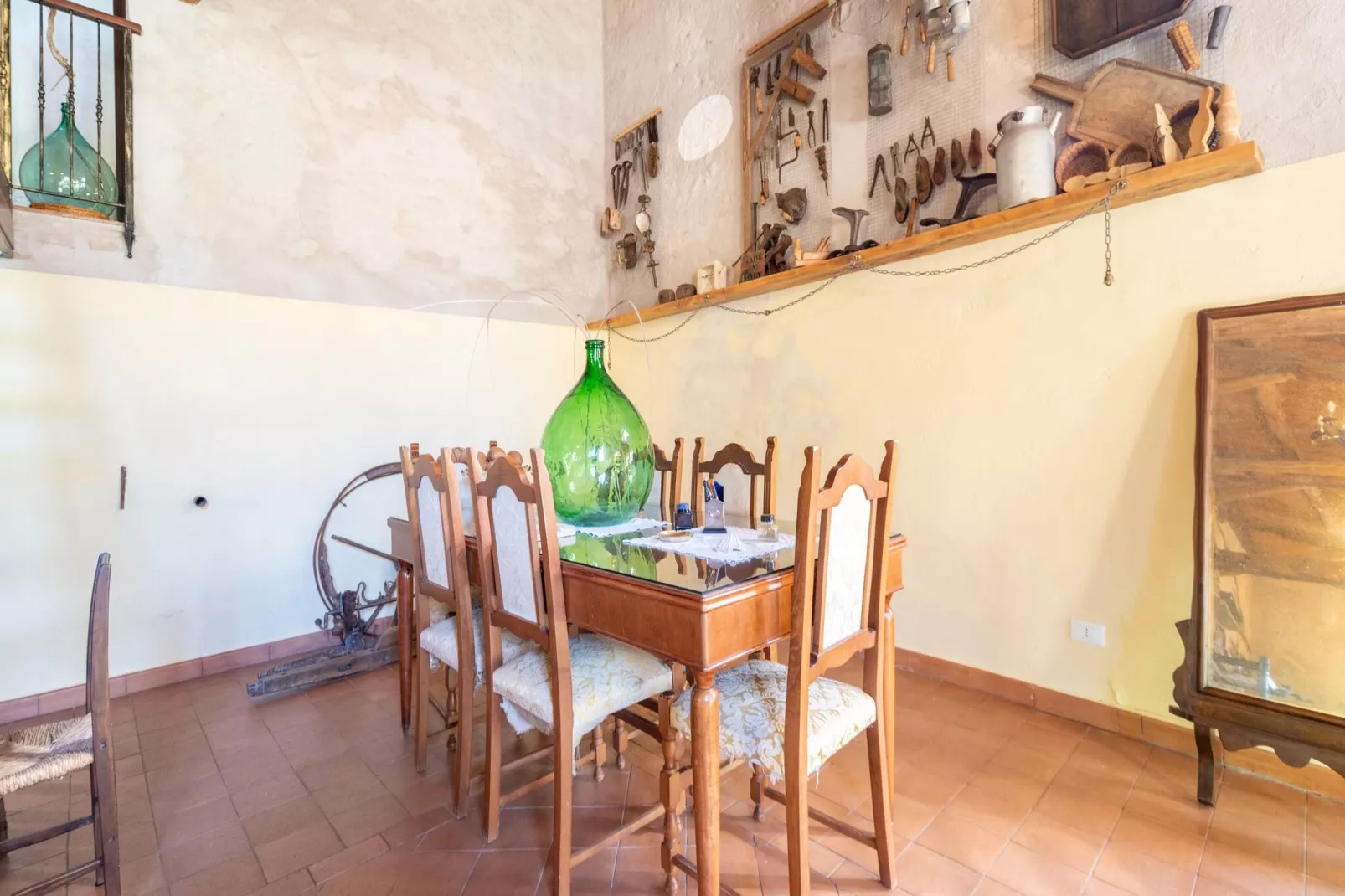 Torre Zunivu-Dining room