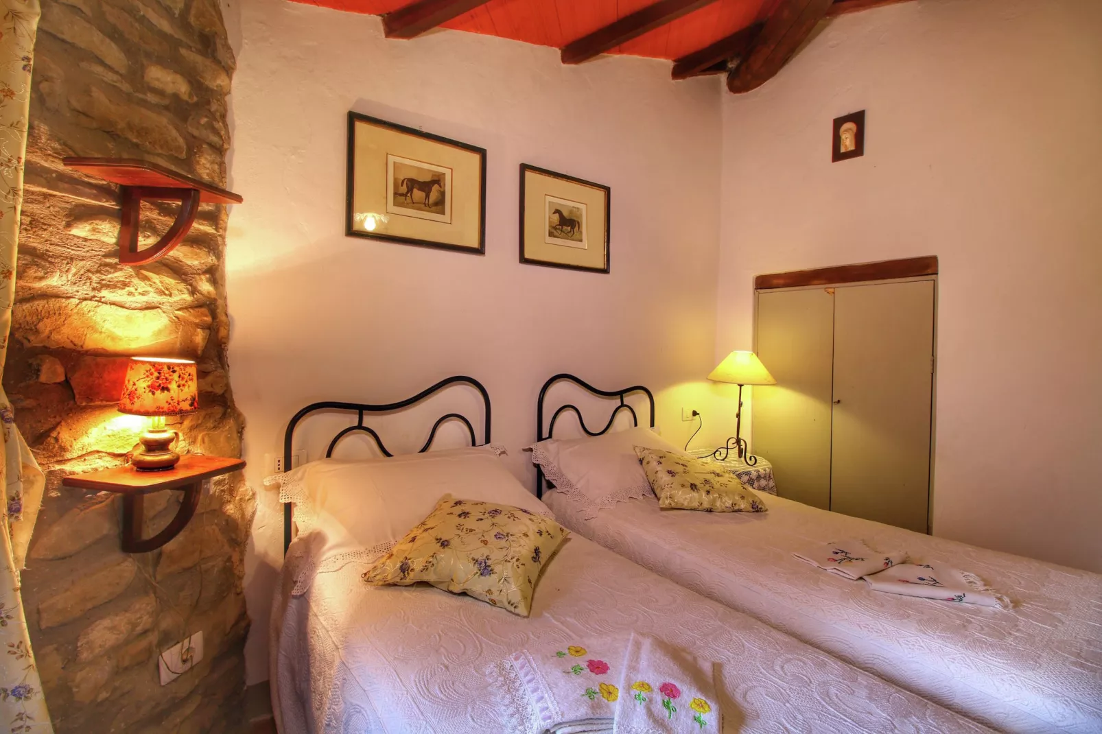 Mulino-Bedroom
