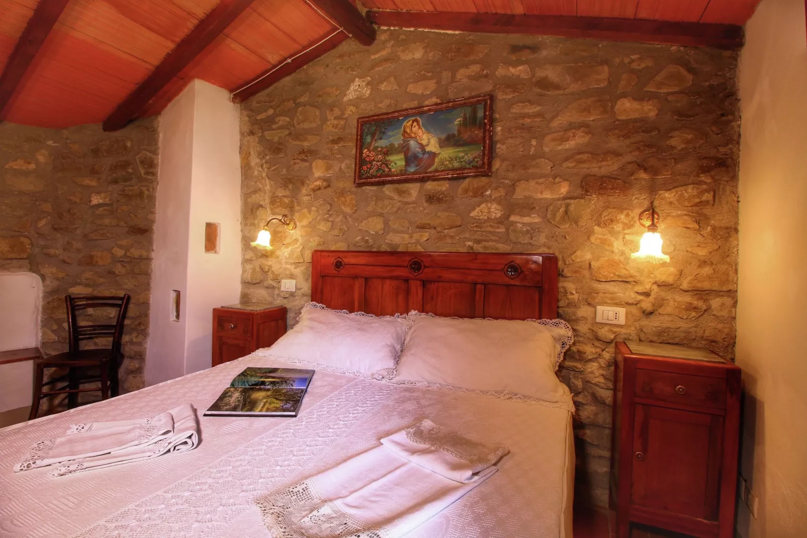Mulino-Bedroom