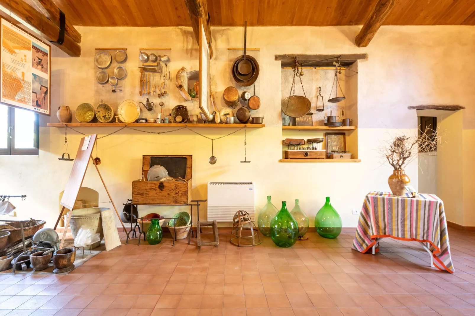 Torre Zunivu-Facilities