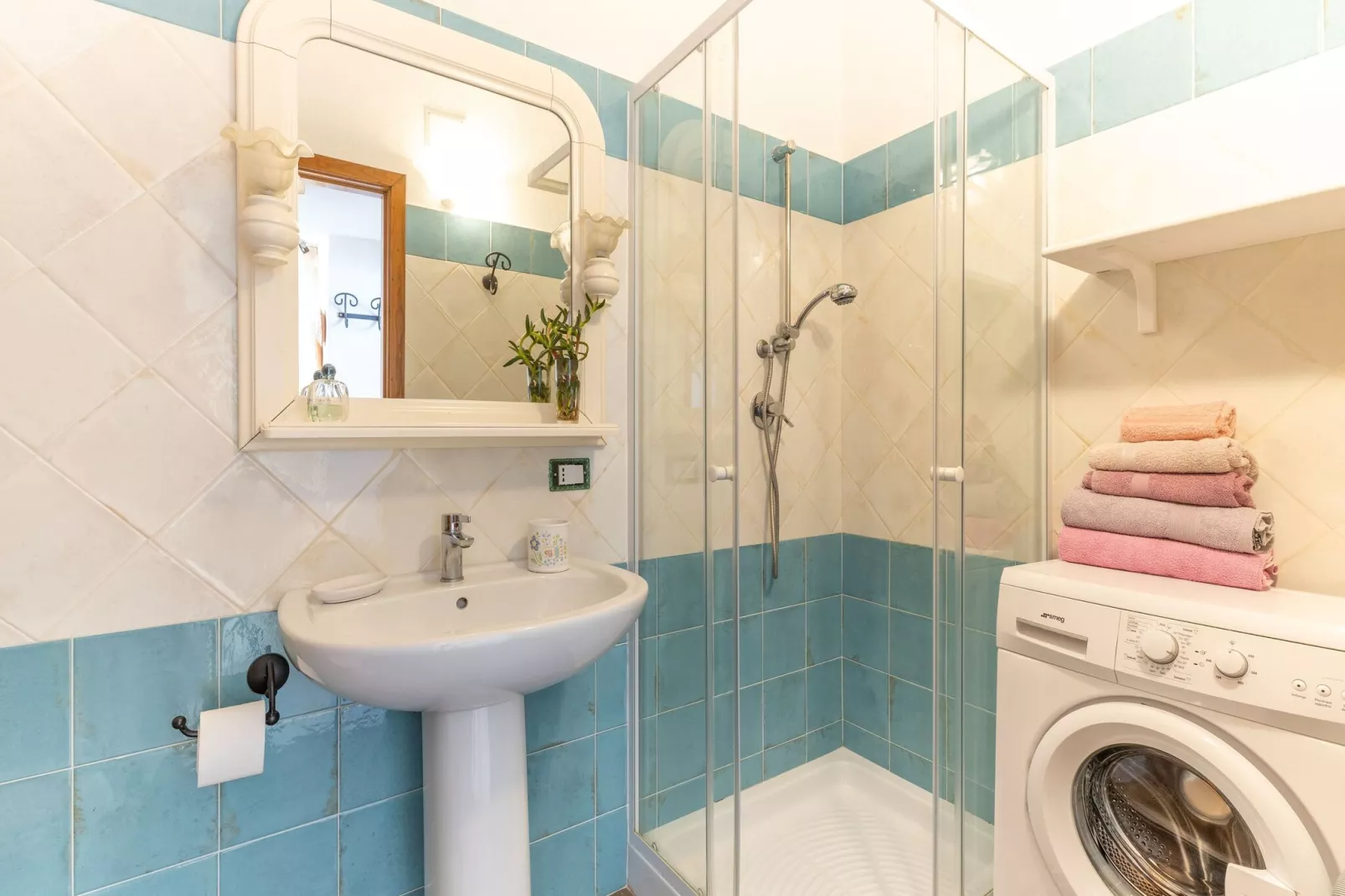 Acqua Dolce 17-Bathroom