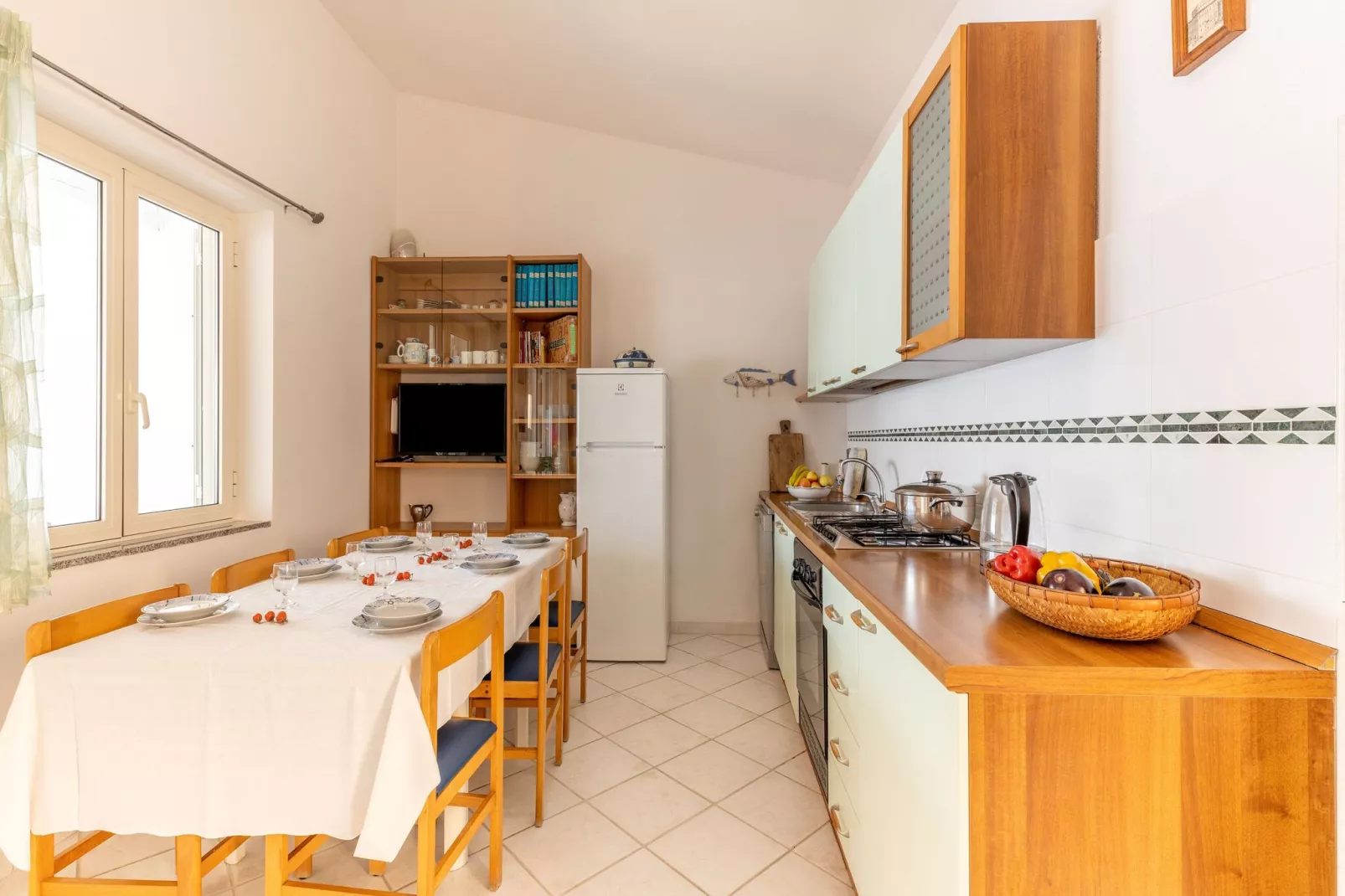 Acqua Dolce 17-Dining room