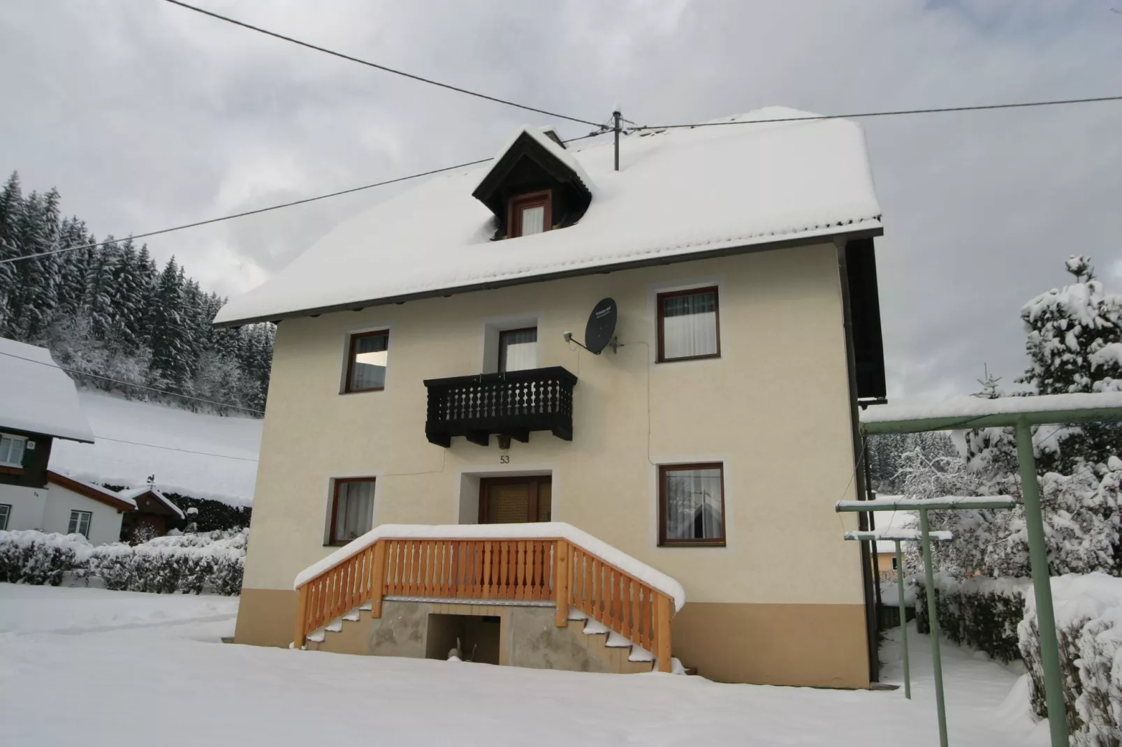 Haus Hochrindl-Exterior winter