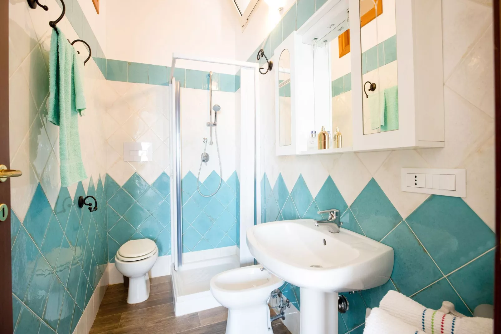 Acqua Dolce 17-Bathroom