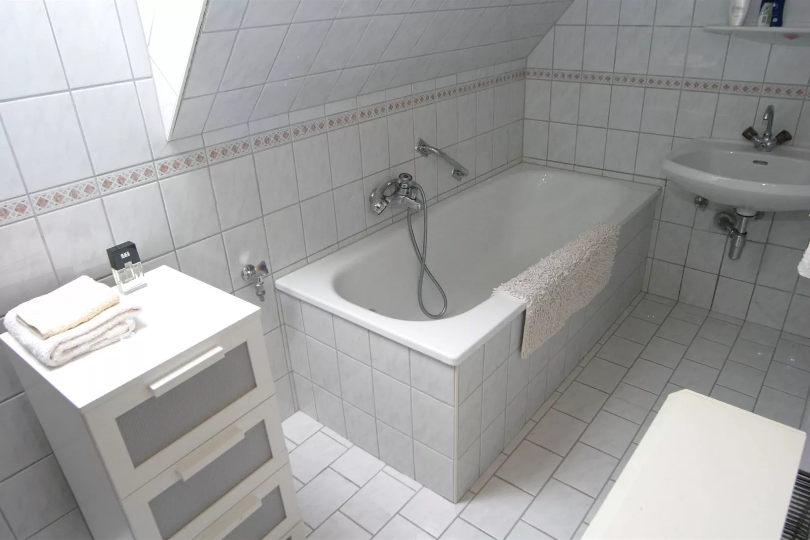 Haus Hochrindl-Bathroom