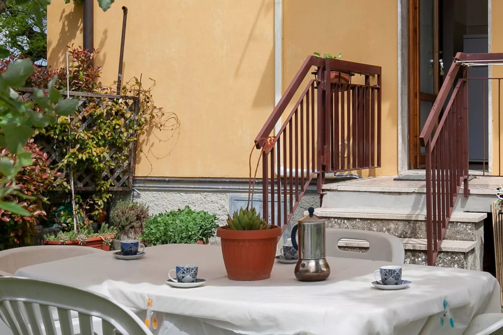 CASA OLMI-Atmosphere