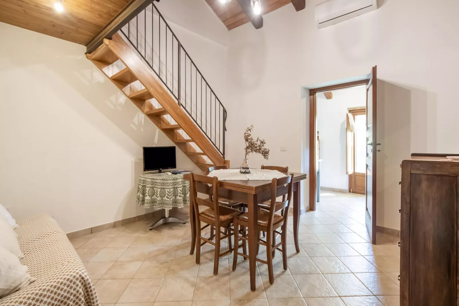 SantAndrea-Dining room