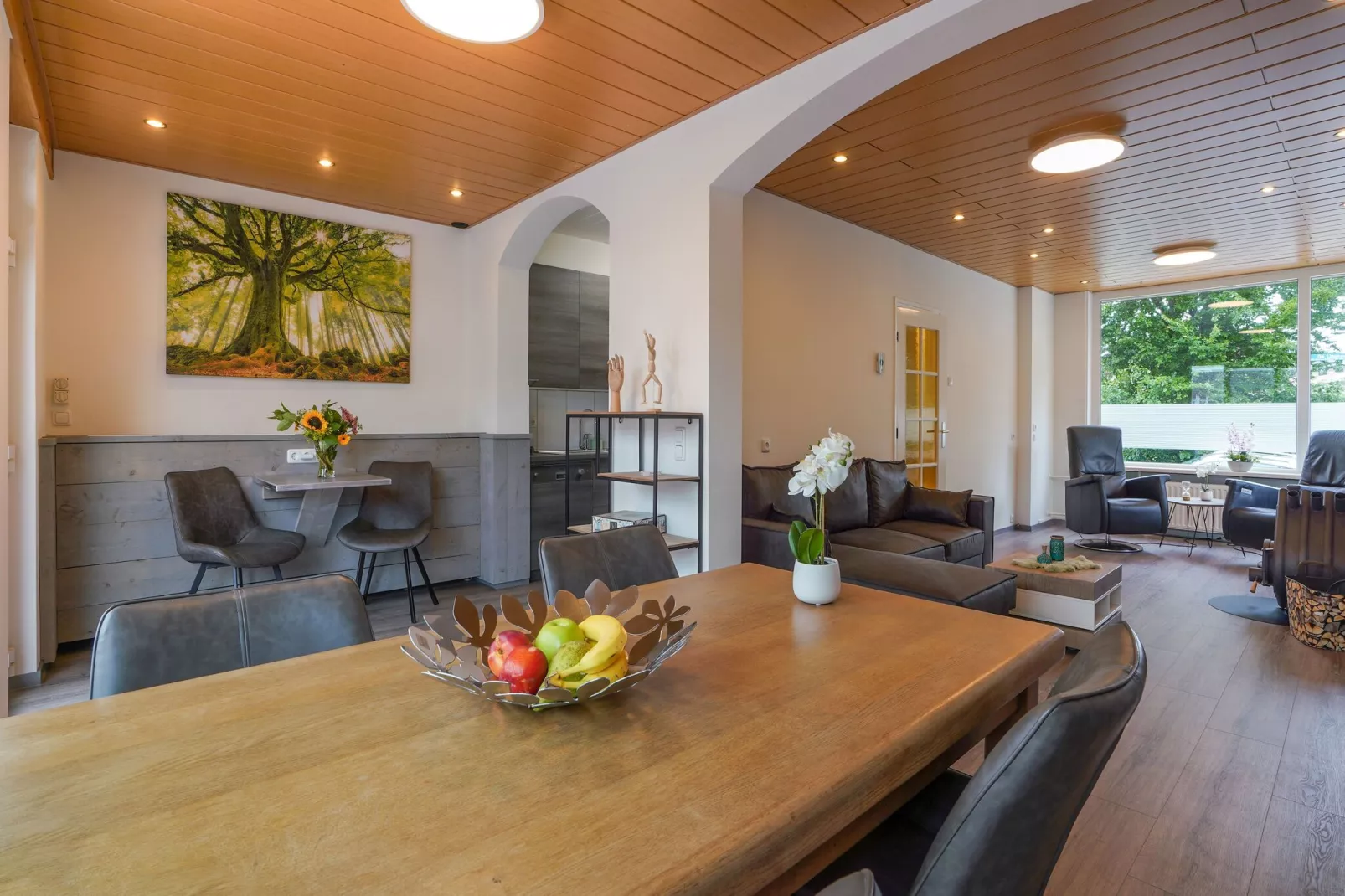 Vakantiewoning De Linge-Dining room