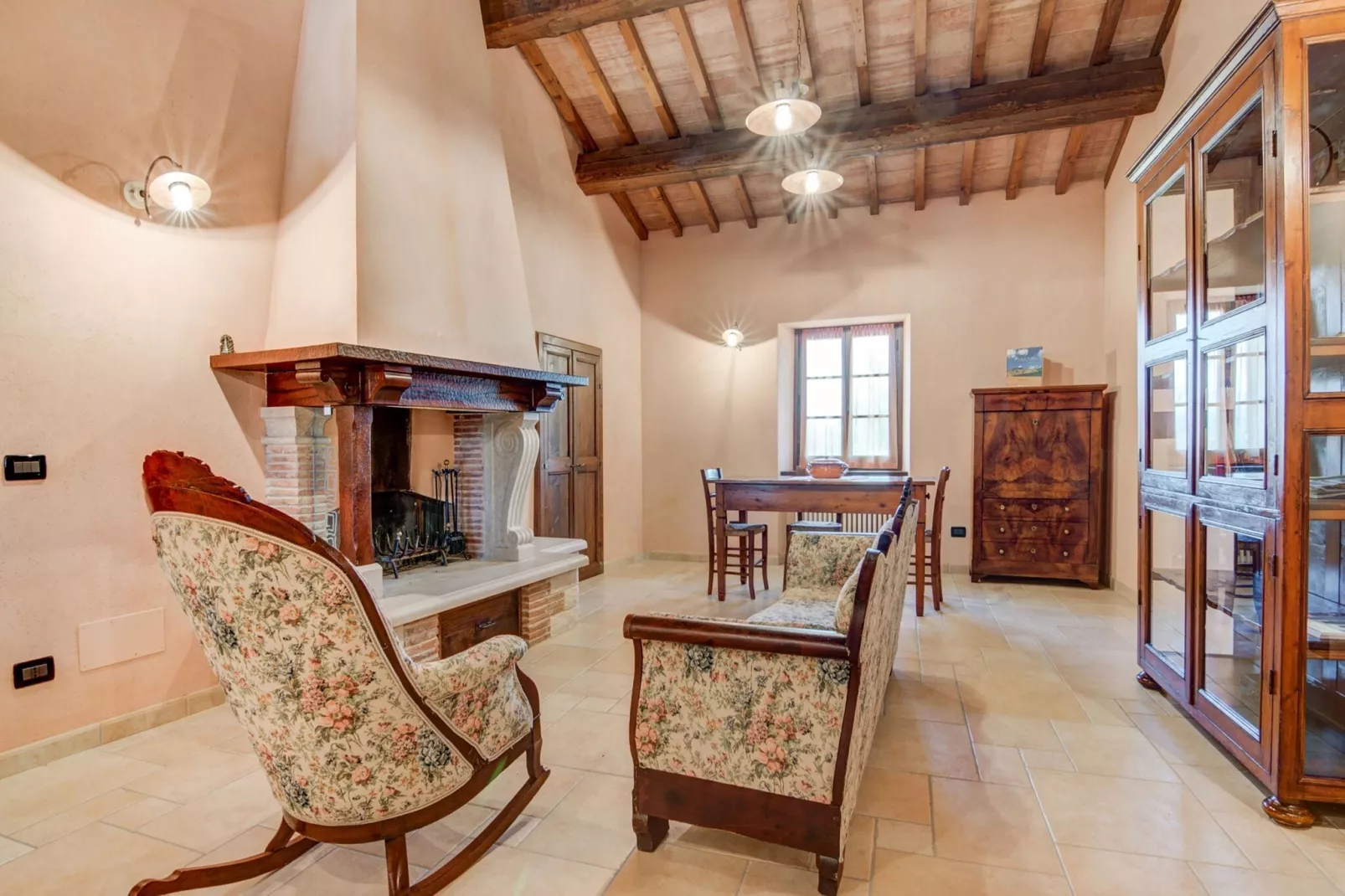 Sant'Angiolino-Living room