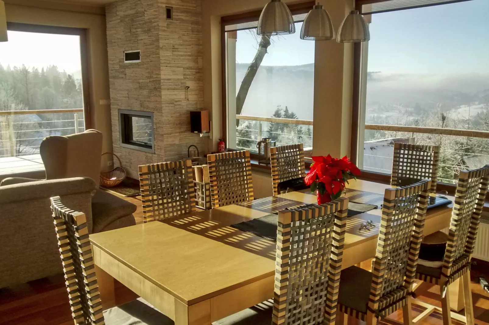 Villa with Mountain View-Dining room