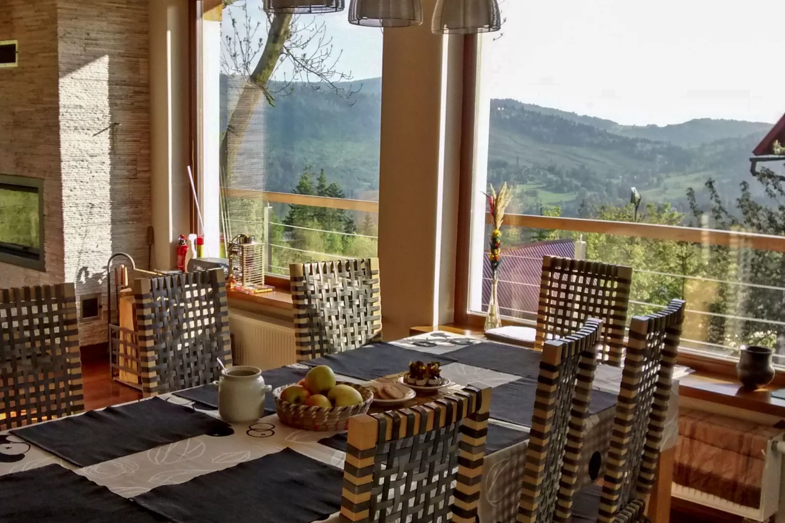 Villa with Mountain View-Dining room