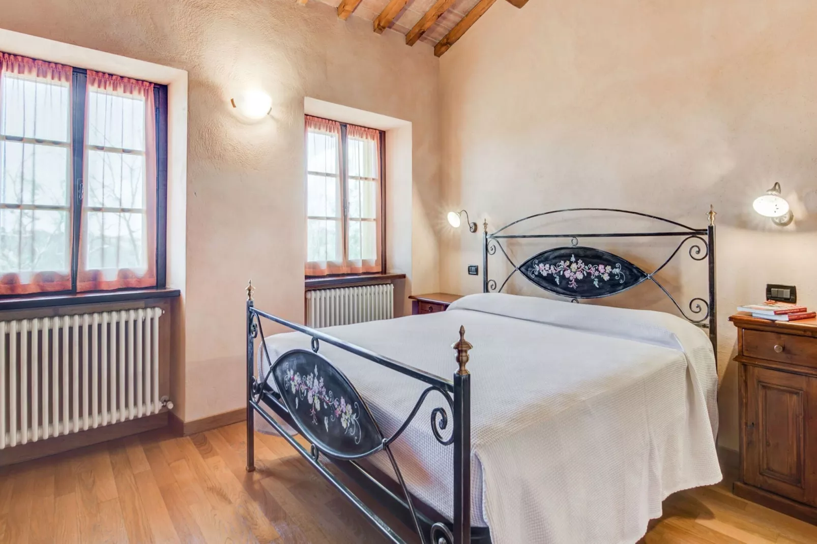 Sant'Angiolino-Bedroom