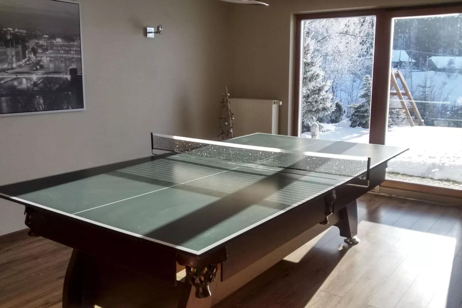 Villa with Mountain View-Recreation room