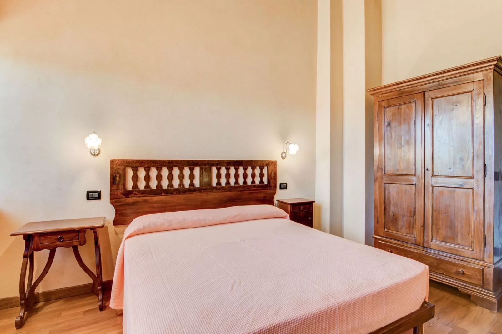 Sant'Angiolino-Bedroom