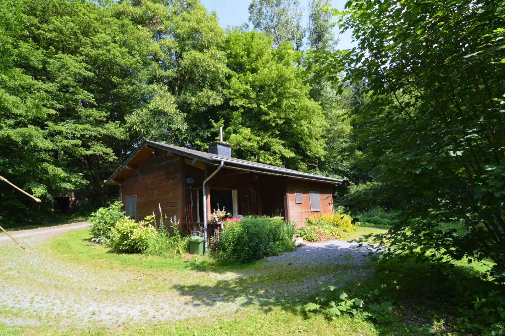 La Buresse-Exterior summer
