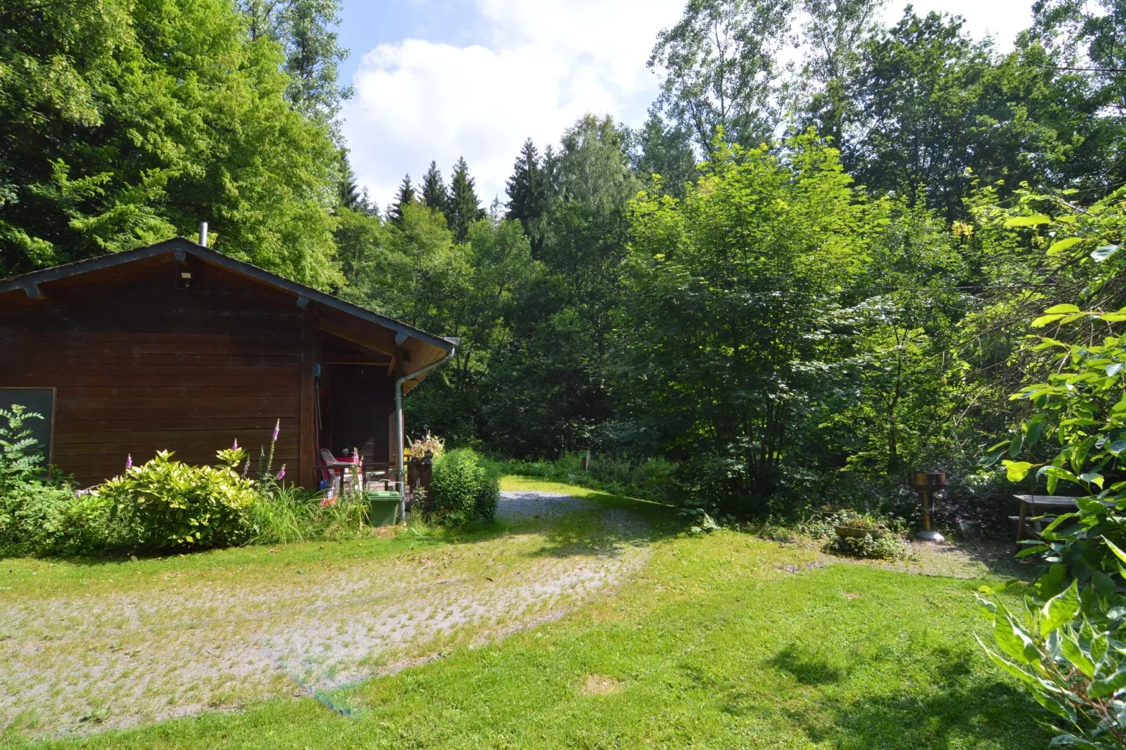 La Buresse-Exterior summer