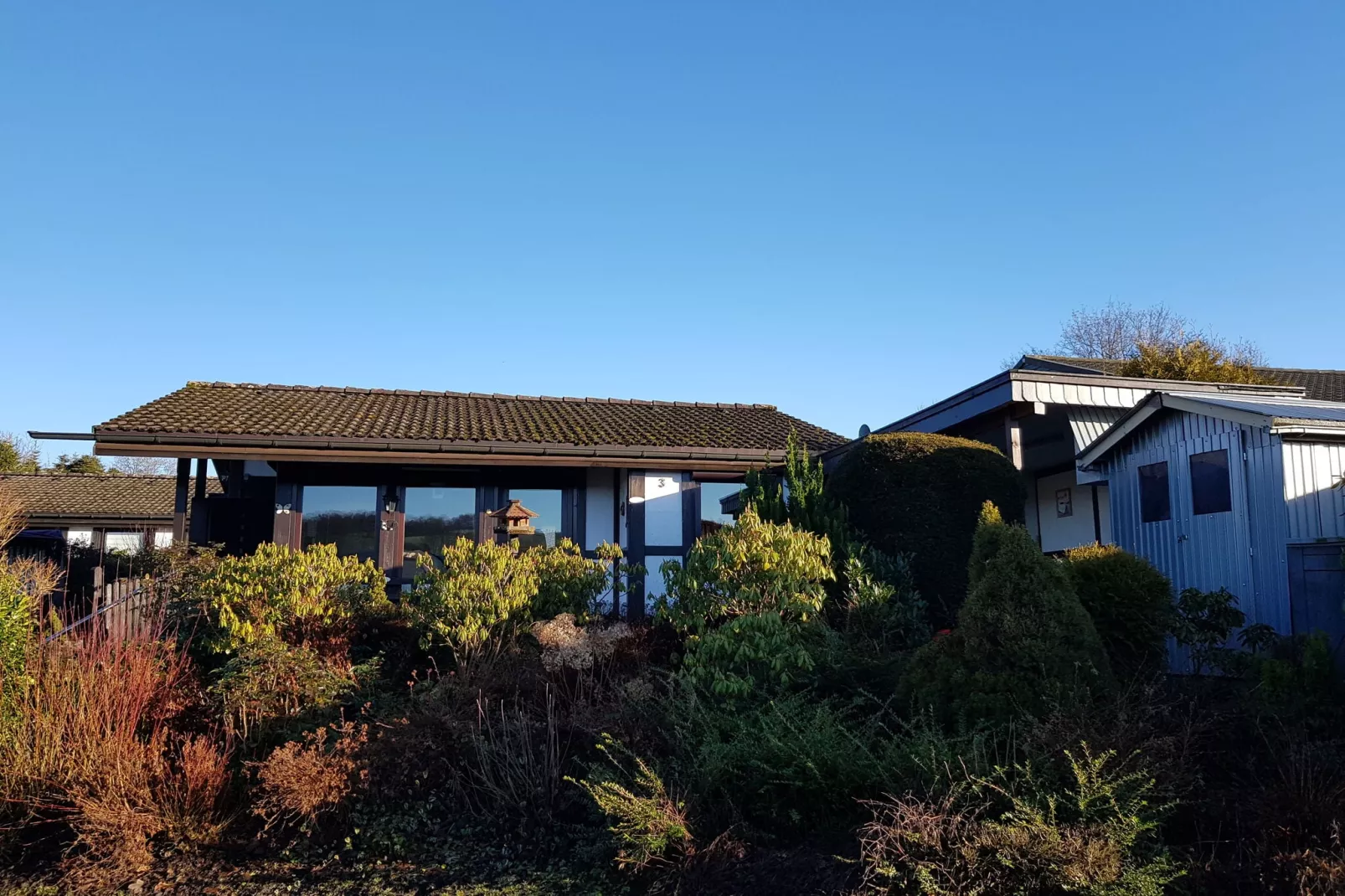 Ferienhaus am Hennesee mit Terrasse-Exterior summer