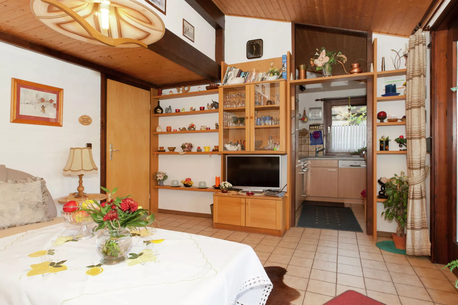 Ferienhaus am Hennesee mit Terrasse-Living room