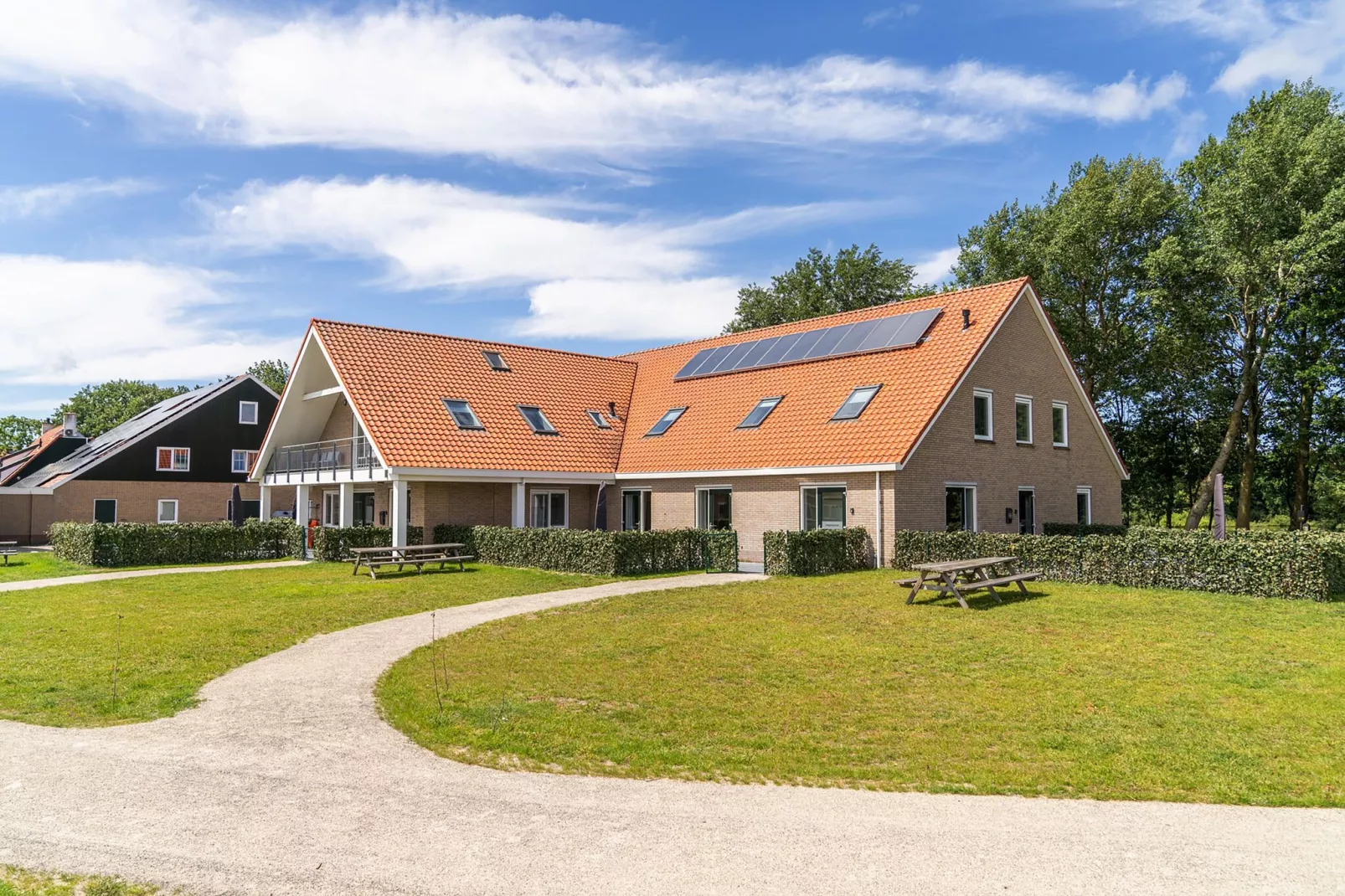 Kaapsduin-Exterior summer